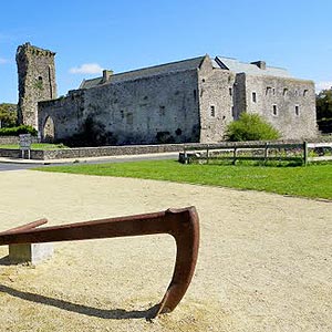 Expo personnelle à la Conciergerie du Château de Regnéville-sur-Mer du 15 au 21 août 2013